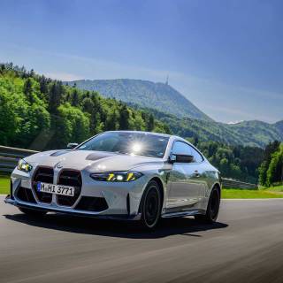 BMW M4 2025 gray wallpaper