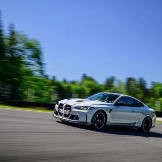 BMW M4 2025 gray wallpaper