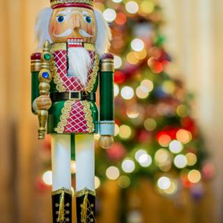 Christmas nutcrackers wallpaper