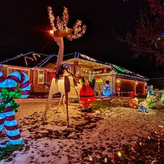 Christmas night house wallpaper