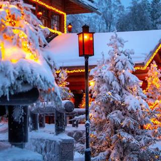 Christmas lights house wallpaper