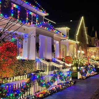 Christmas lights house wallpaper