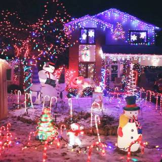 Christmas lights house wallpaper