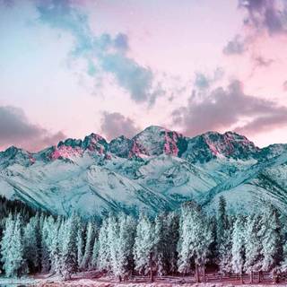 Winter frozen lake wallpaper