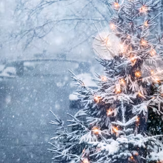 Christmas iPhone 17 wallpaper