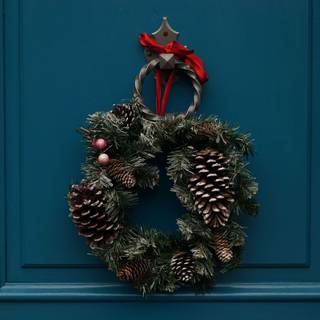 Christmas doors wallpaper