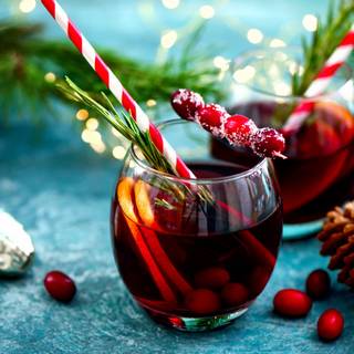 Christmas cocktail wallpaper