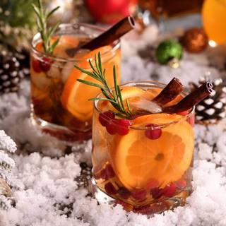 Christmas cocktail wallpaper