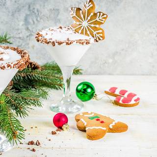 Christmas cocktail wallpaper