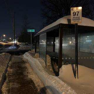 Winter bus stop wallpaper