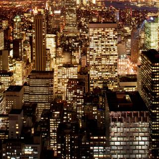 Dual monitor city wallpaper