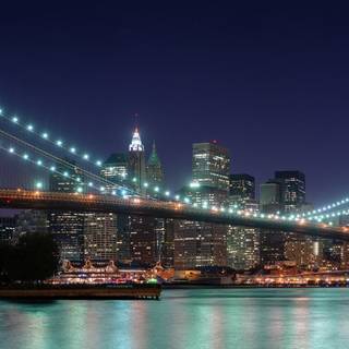 Dual monitor city wallpaper