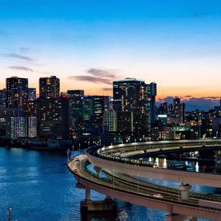 Dual monitor city wallpaper