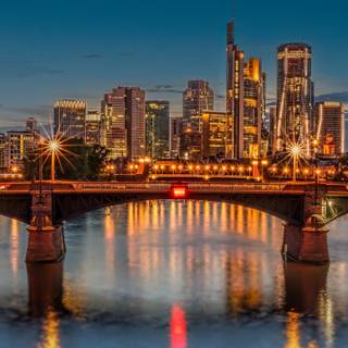 Dual monitor city wallpaper