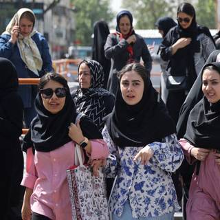 Iranian girls wallpaper