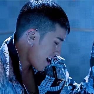 Fantastic Baby wallpaper