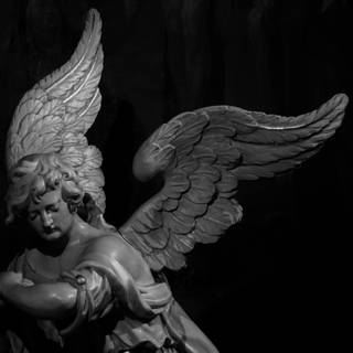 Dark statue wallpaper