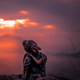 Dark statue wallpaper