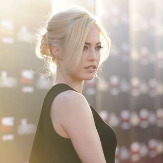 Charlotte Sullivan wallpaper
