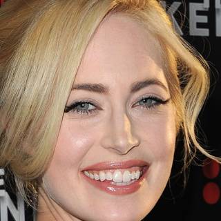 Charlotte Sullivan wallpaper