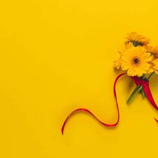 Warm yellow wallpaper