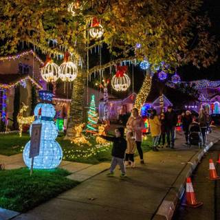 Christmas neighborhood wallpaper