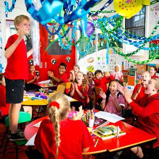 Little Lunch wallpaper