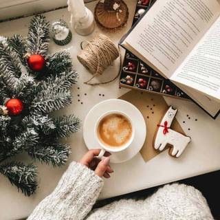 Christmas and book wallpaper
