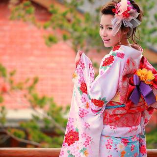 Japanese kimono wallpaper