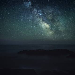 Dark aurora wallpaper