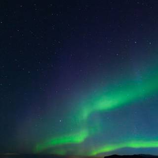 Dark aurora wallpaper