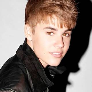 Justin Bieber Mistletoe wallpaper