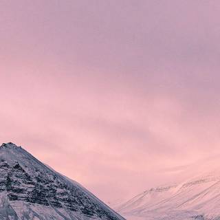 Winter borders iPhone wallpaper