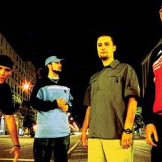 Violadores Del Verso wallpaper