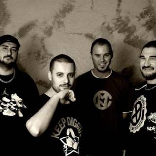 Violadores Del Verso wallpaper