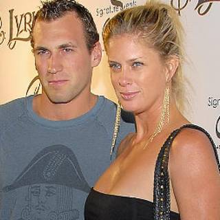 Rachel Hunter wallpaper