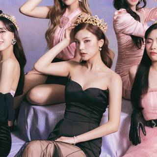 Itzy 2025 PC wallpaper