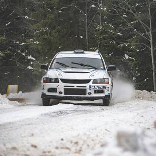 Lancer Evo winter wallpaper