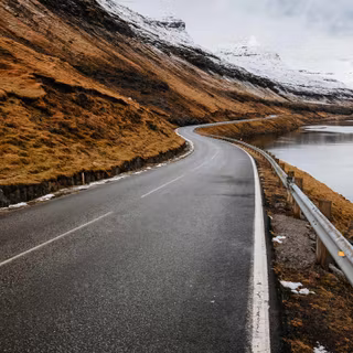 Winter wet road wallpaper