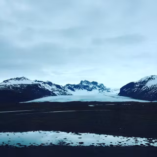 Winter wet road wallpaper