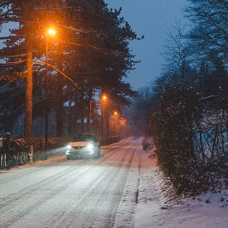 Cars winter night wallpaper
