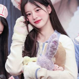 Minju Illit wallpaper