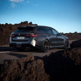 BMW M5 Touring wallpaper