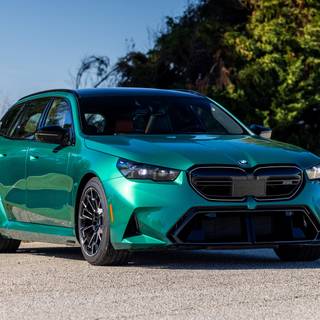 BMW M5 Touring wallpaper