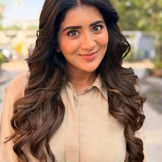 Rashi Singh wallpaper