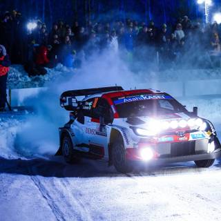 Snow rally wallpaper