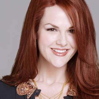 Sara Rue wallpaper
