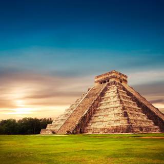 Mexican pyramids wallpaper