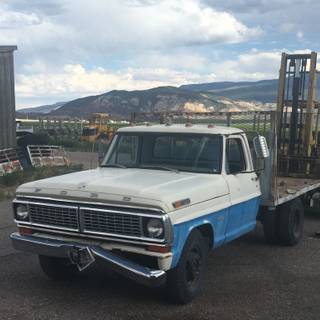 1970 Ford 350 wallpaper