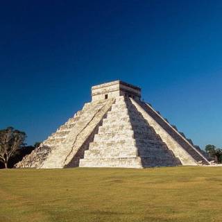 Mexican pyramids wallpaper